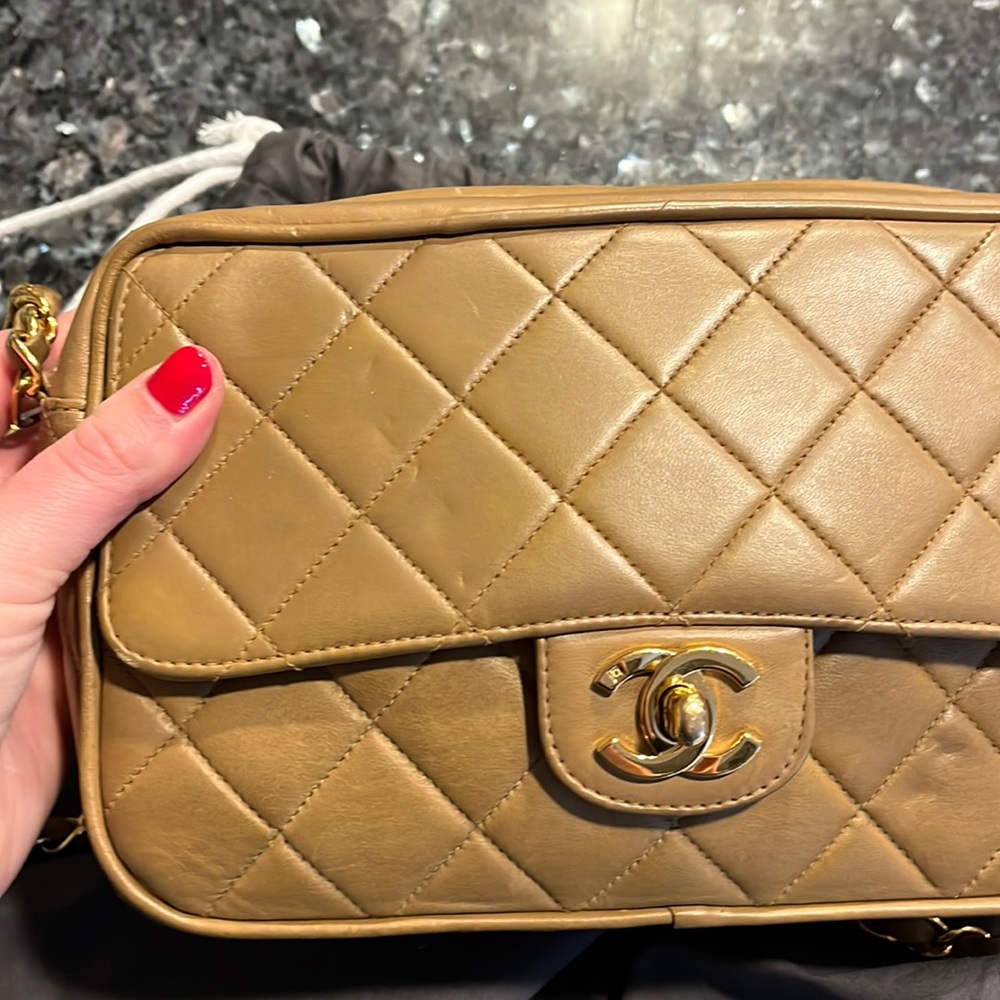 ❤️ Vintage Chanel Camera Bag ❤️